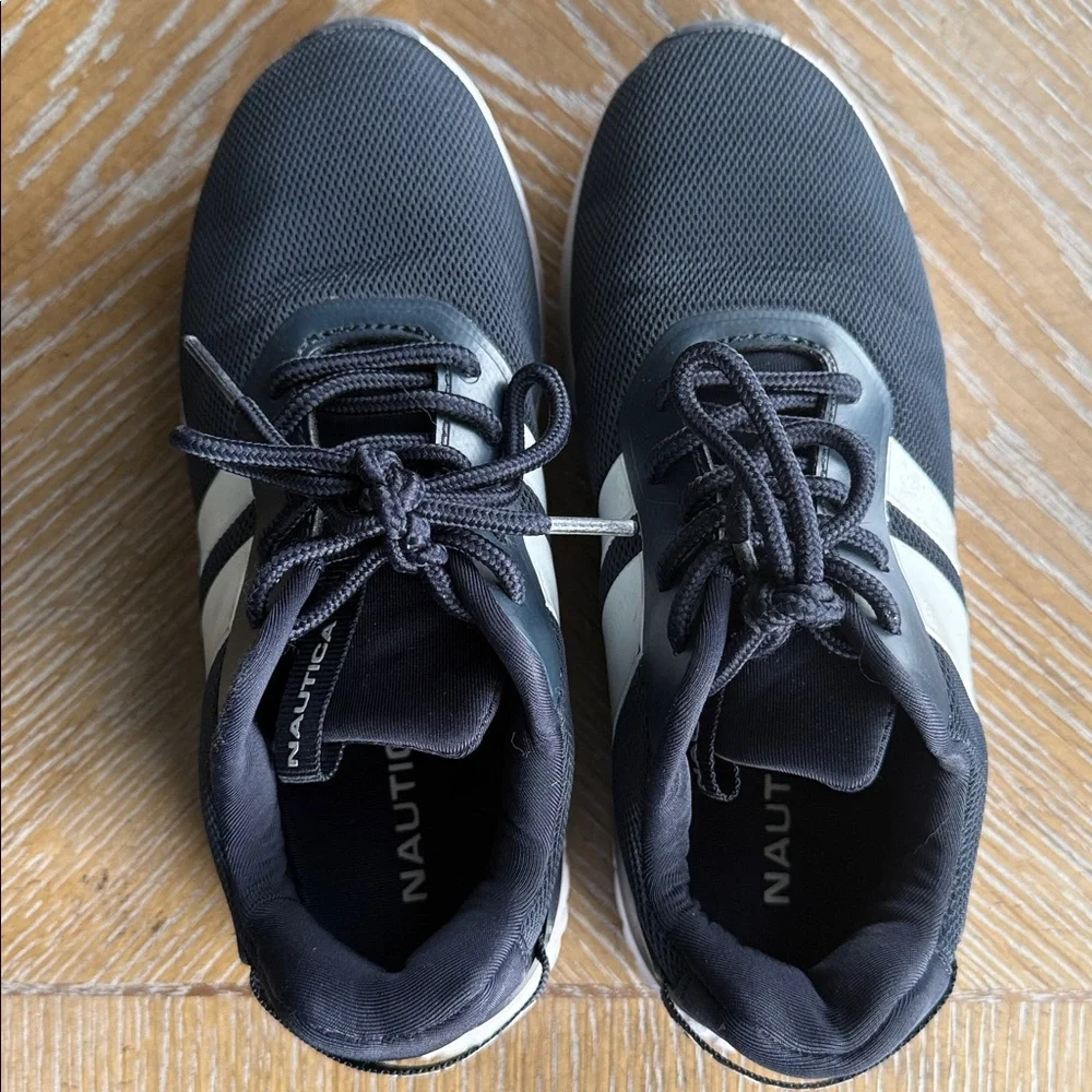 Nautica Manapin Boys Navy Blue/White. Mesh Lace Up athletic Sneakers Size 1